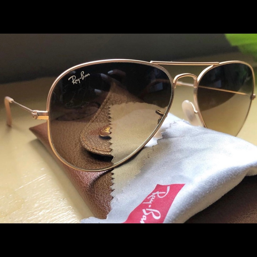 Ray-Ban Aviator Classic in Nude